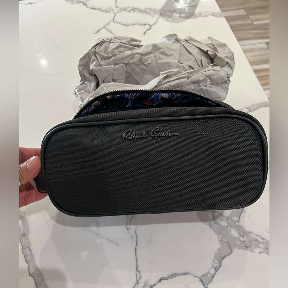 Robert Graham travel bag